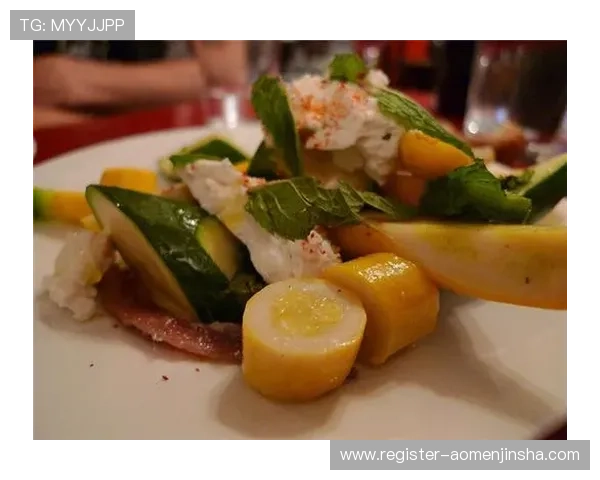 澳门巴黎人美食体验：必尝的特色餐厅与地道美味推荐指南